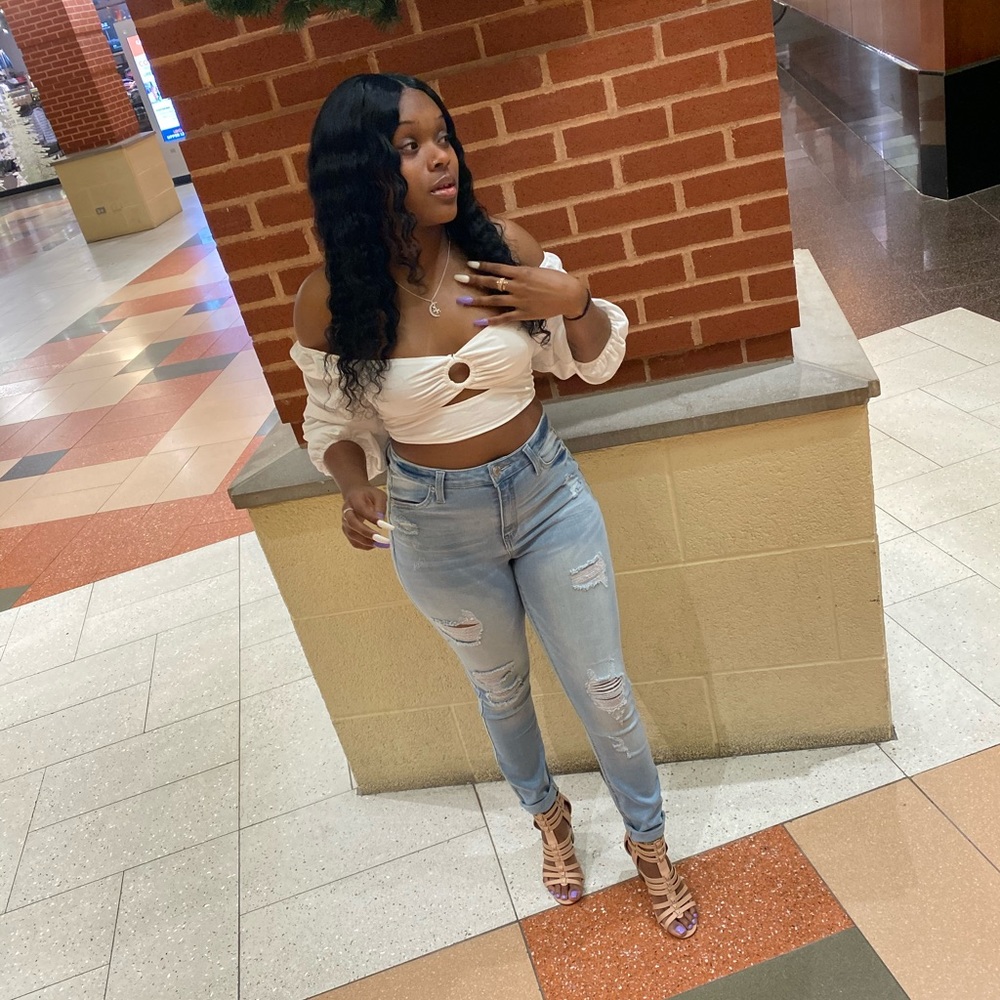 Size small off the shoulder crop top